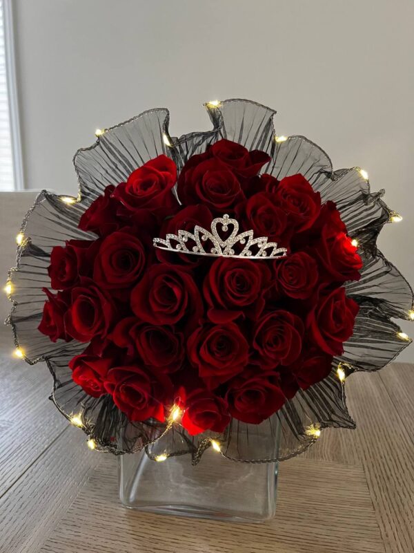 red r 4 bouquet flower delivery Toronto - Fresh arrangement by Laris Florist GTA