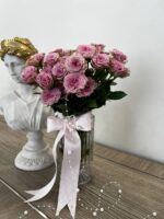 LarisFlorist Arrangement Bouquets 1