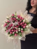Tulips bouquet - Image 2