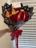 Royal Romance Luxury Rose Bouquet - Image 3